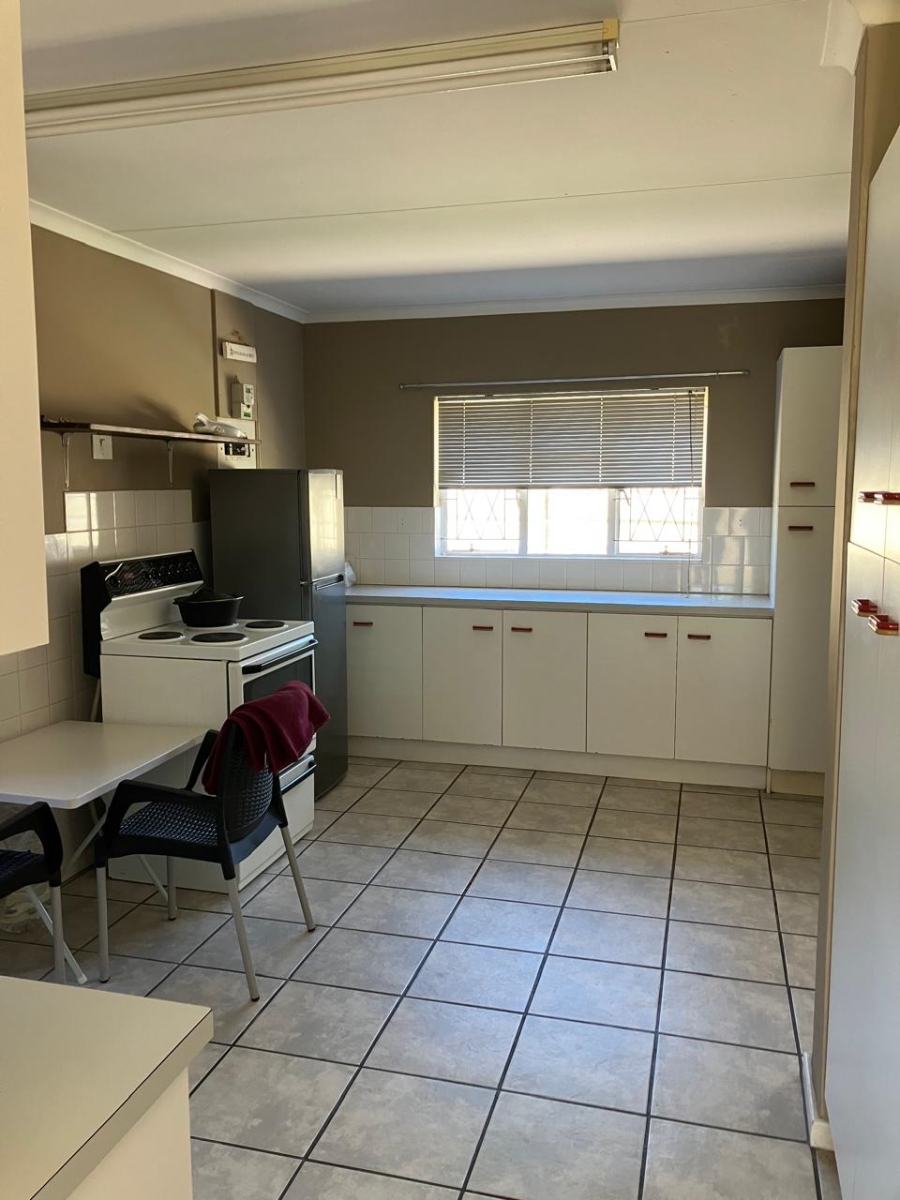 To Let 1 Bedroom Property for Rent in Bothasrus Eastern Cape